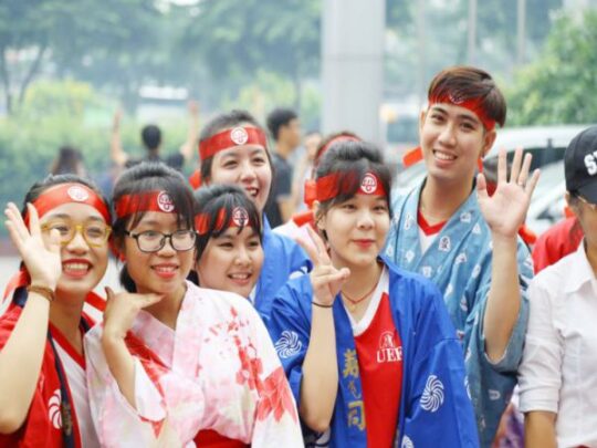 Chương Trình Đạo Học Từ Xa Ngôn Ngữ Nhật 4 Đối tượng tuyển sinh
