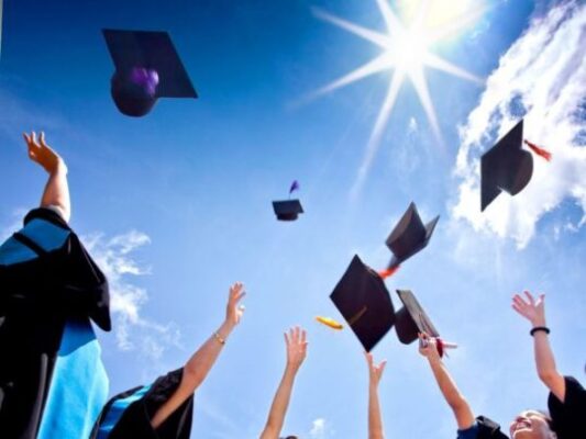 Tuyển Sinh Cao Đẳng Ngành Kế Toán Hình Thức Đào Tạo Từ Xa 4 Sau khi tốt nghiệp cao đẳng kế toán tại học viện bạn được gì ?