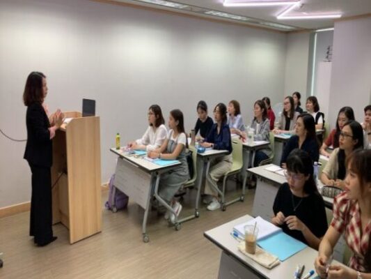 Tìm Hiểu Cụ Thể Về Ngành Ngôn Ngữ Hàn Và Thu Nhập Của Sinh Viên Khi Ra Trường 4 Cơ hội nghề nghiệp của ngành ngôn ngữ Hàn là gì ?