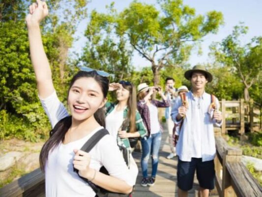 Học Ngành Quản Trị Du Lịch Ra Trường Sẽ Làm Gì ? 2 Ngành quản trị du lịch là gì ?
