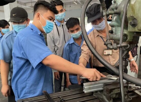 So Sánh Cao Đẳng Chuyên Nghiệp Và Cao Đẳng Nghề 1 So Sánh Cao Đẳng Chuyên Nghiệp Và Cao Đẳng Nghề