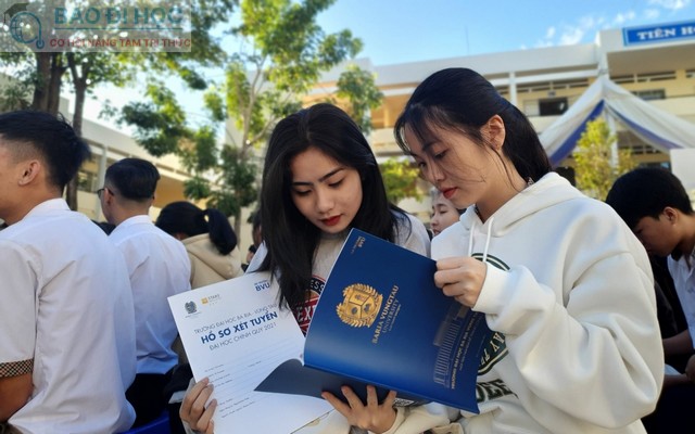 Đại Học Sài Gòn Điểm Chuẩn 2022 Đầy Đủ Và Chính Xác Nhất 5 Đại Học Sài Gòn Điểm Chuẩn 2022 Đầy Đủ Và Chính Xác Nhất