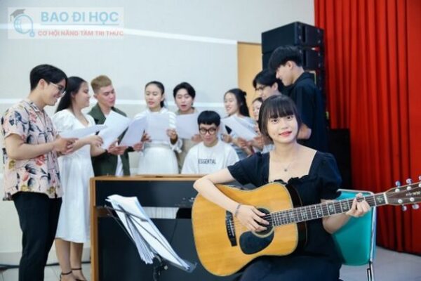 Đại Học Từ Xa Ngành Âm Nhạc Và Những Thông Tin Cần Biết 3 Đại Học Từ Xa Ngành Âm Nhạc Và Những Thông Tin Cần Biết